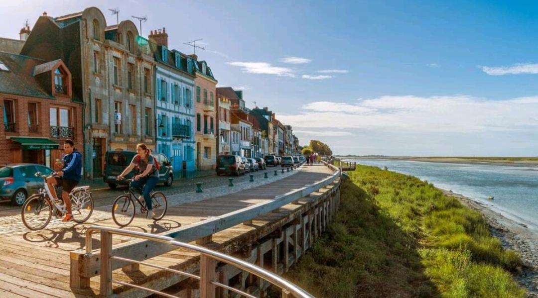 Maison Confortable, Terrasse Et Jardin A Amiens Ngoại thất bức ảnh